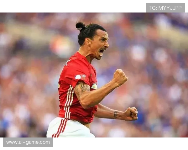 伊布再现经典脚法，力压群雄精彩射门引爆全场